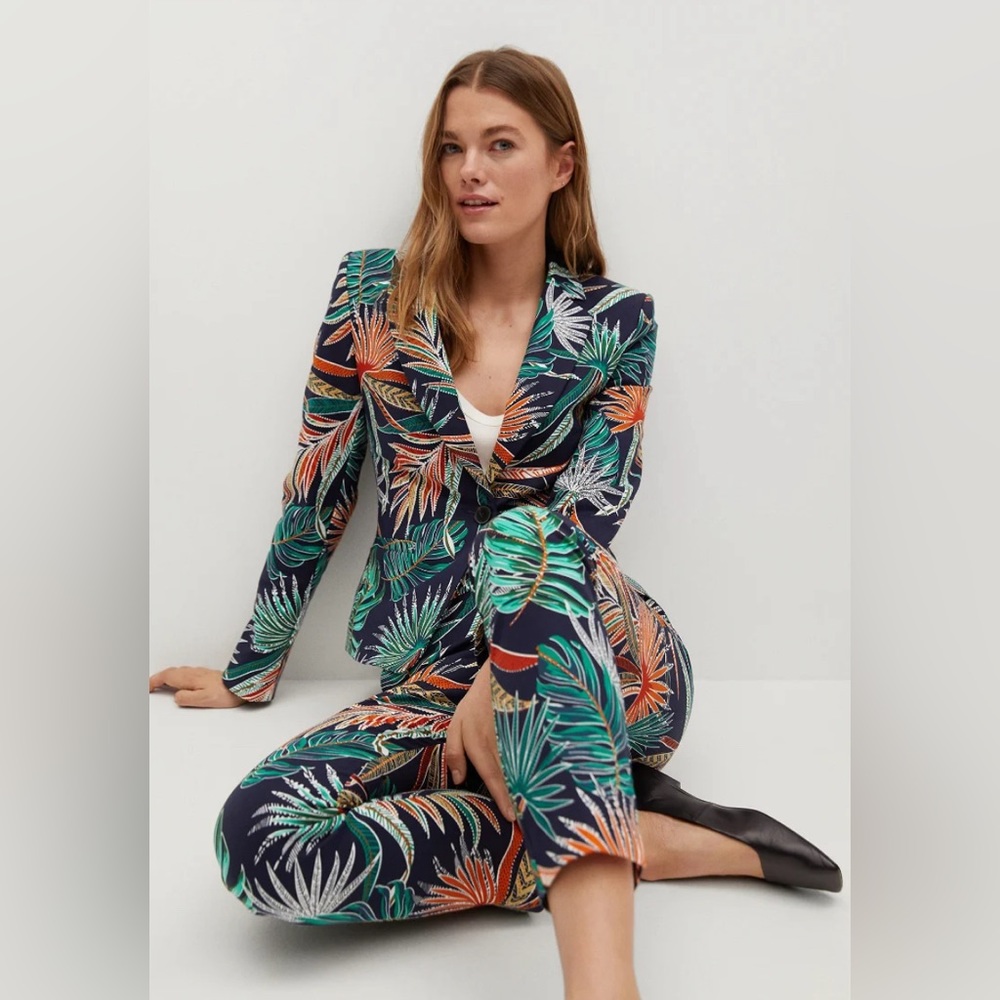 MANGO Tropical print pant suit/ set.